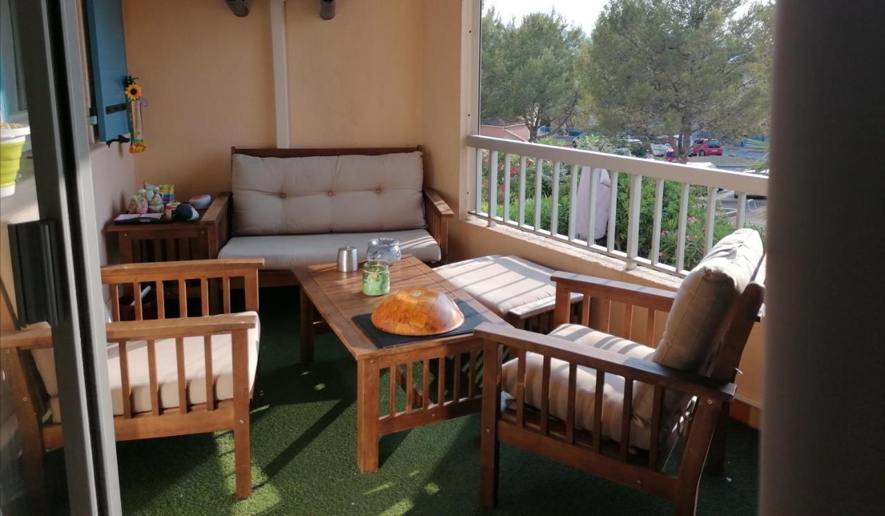 Appartement Au Lagon Bleu A Frejus, Garage, Tennis & Piscine 1200 M2 Exterior foto