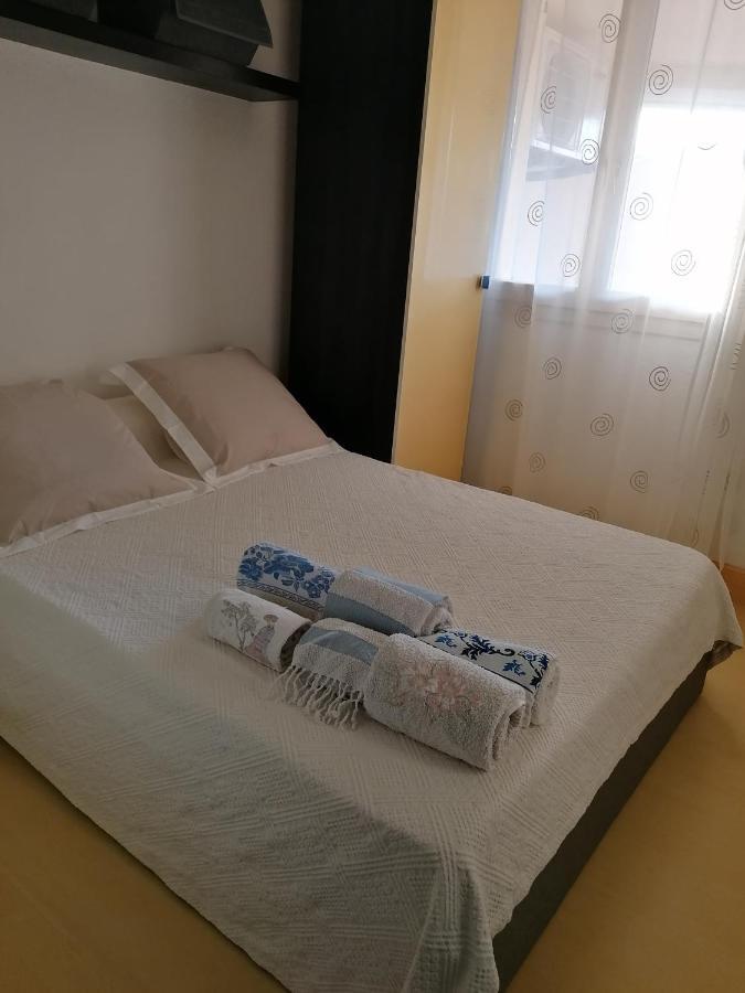 Appartement Au Lagon Bleu A Frejus, Garage, Tennis & Piscine 1200 M2 Exterior foto
