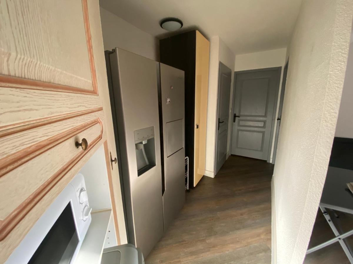 Appartement Au Lagon Bleu A Frejus, Garage, Tennis & Piscine 1200 M2 Exterior foto