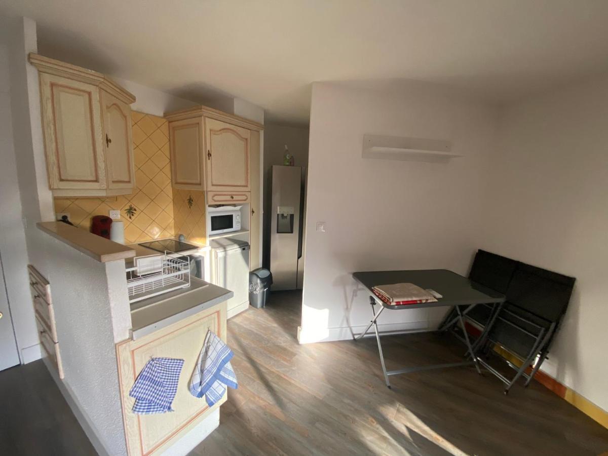 Appartement Au Lagon Bleu A Frejus, Garage, Tennis & Piscine 1200 M2 Exterior foto